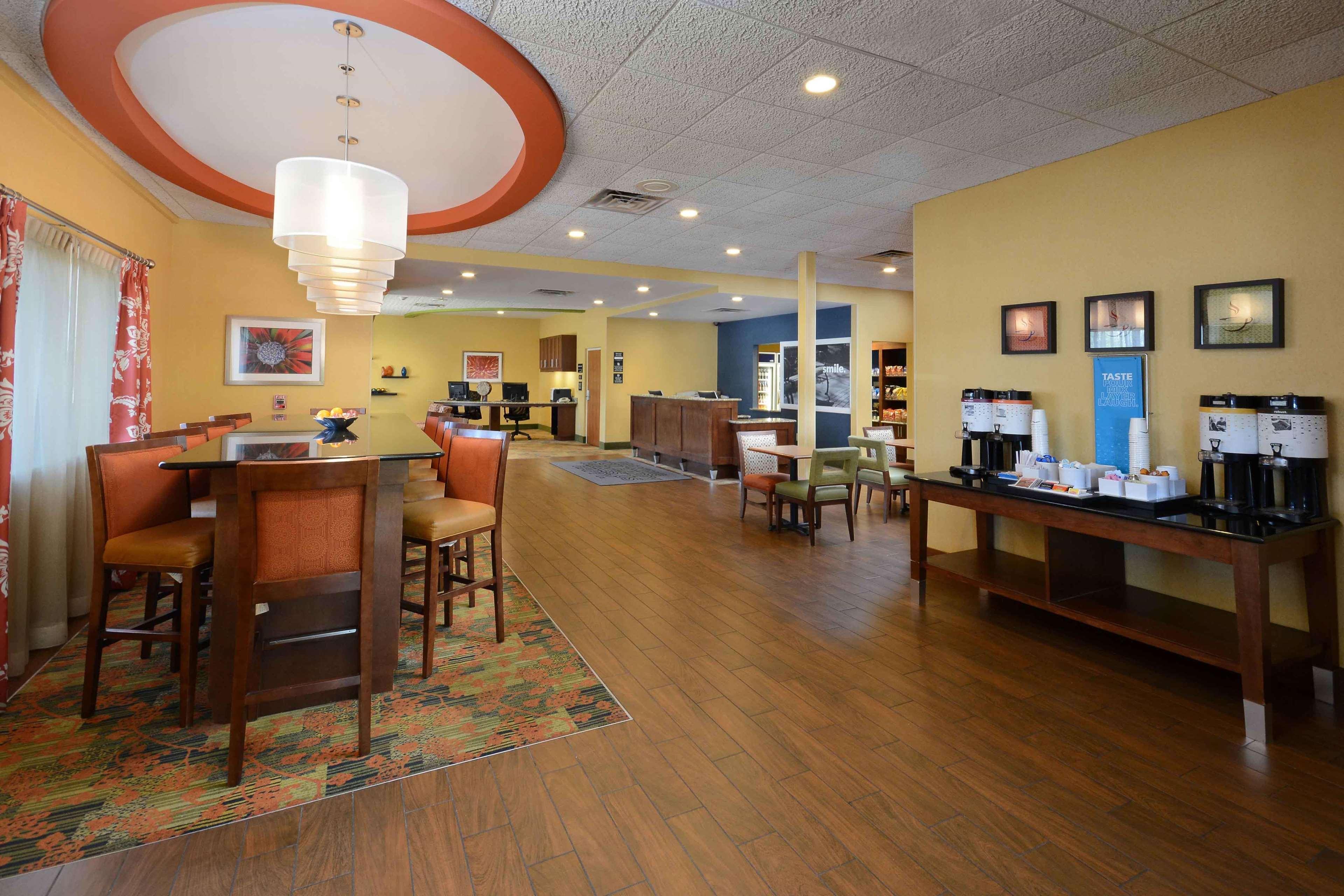Hampton Inn Fayetteville Fort Bragg Εξωτερικό φωτογραφία