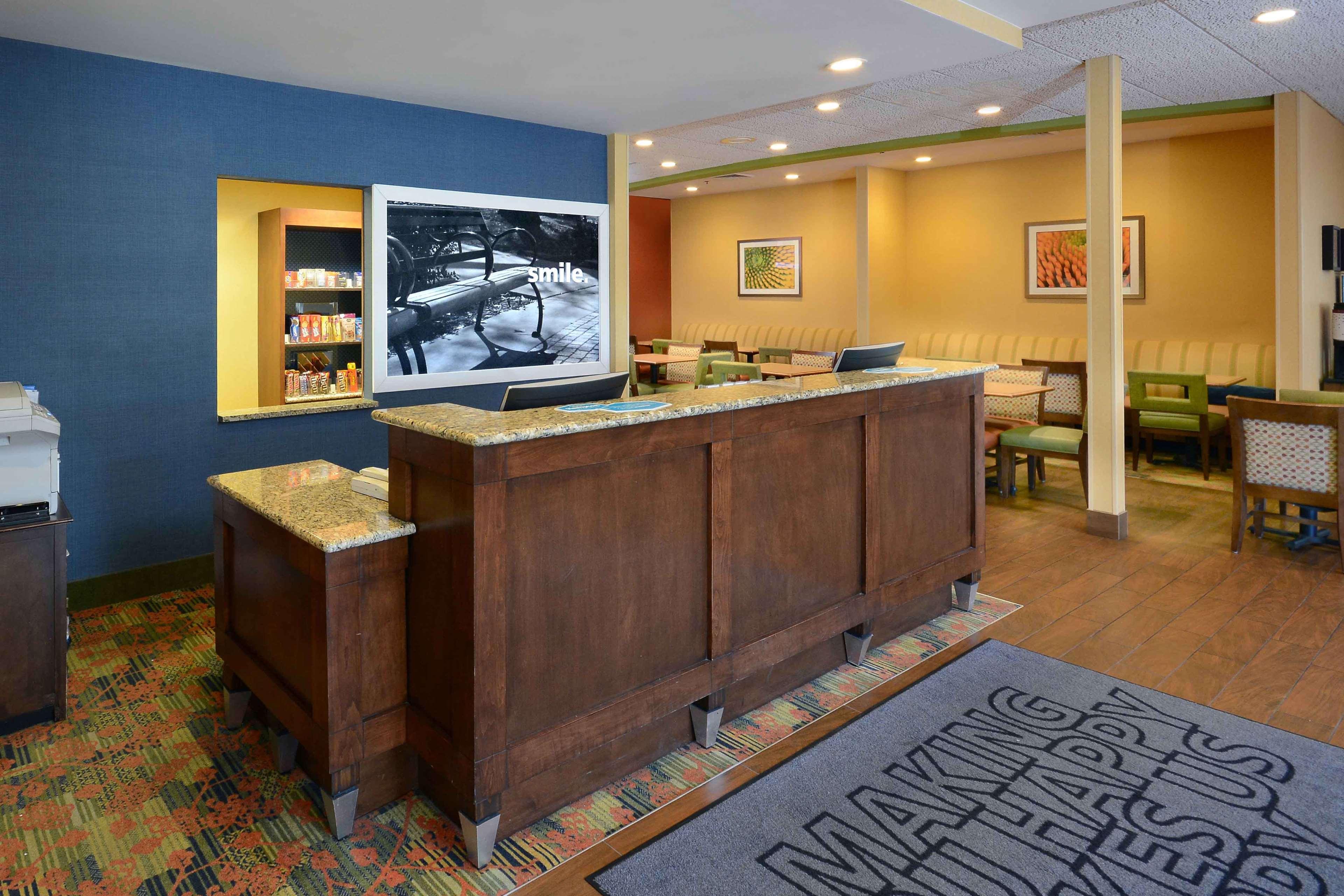 Hampton Inn Fayetteville Fort Bragg Εξωτερικό φωτογραφία