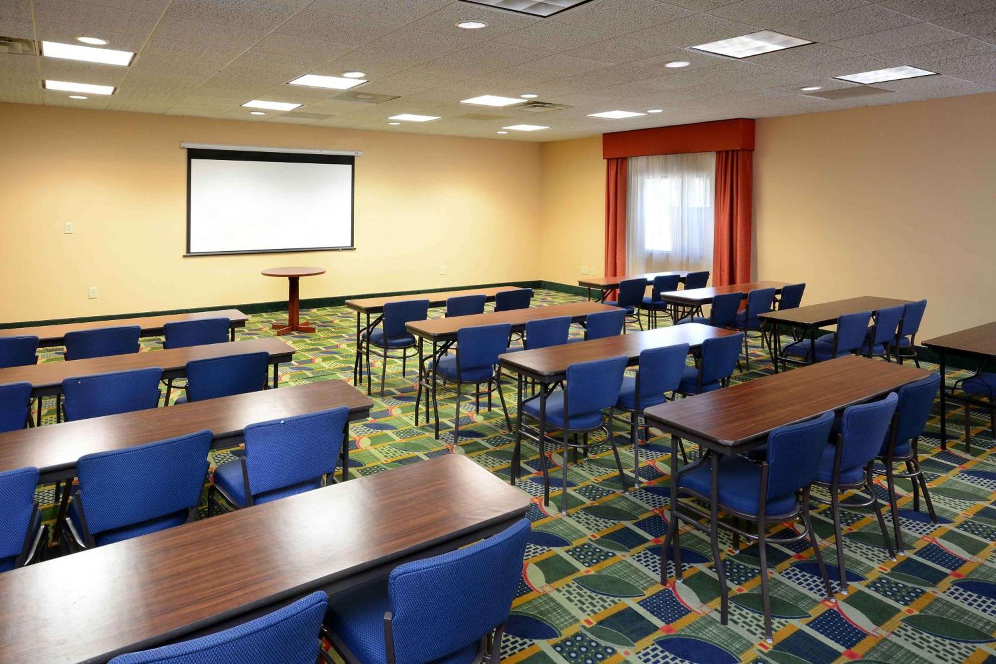 Hampton Inn Fayetteville Fort Bragg Εξωτερικό φωτογραφία