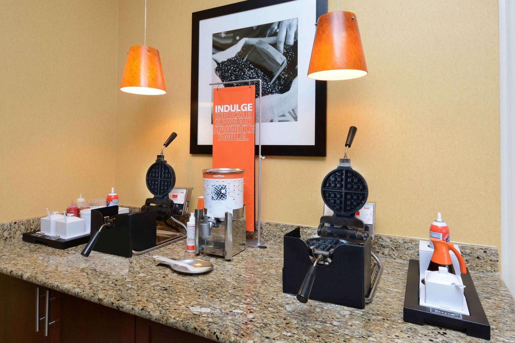 Hampton Inn Fayetteville Fort Bragg Εξωτερικό φωτογραφία