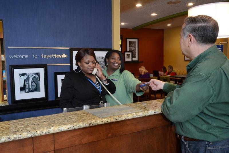 Hampton Inn Fayetteville Fort Bragg Εξωτερικό φωτογραφία