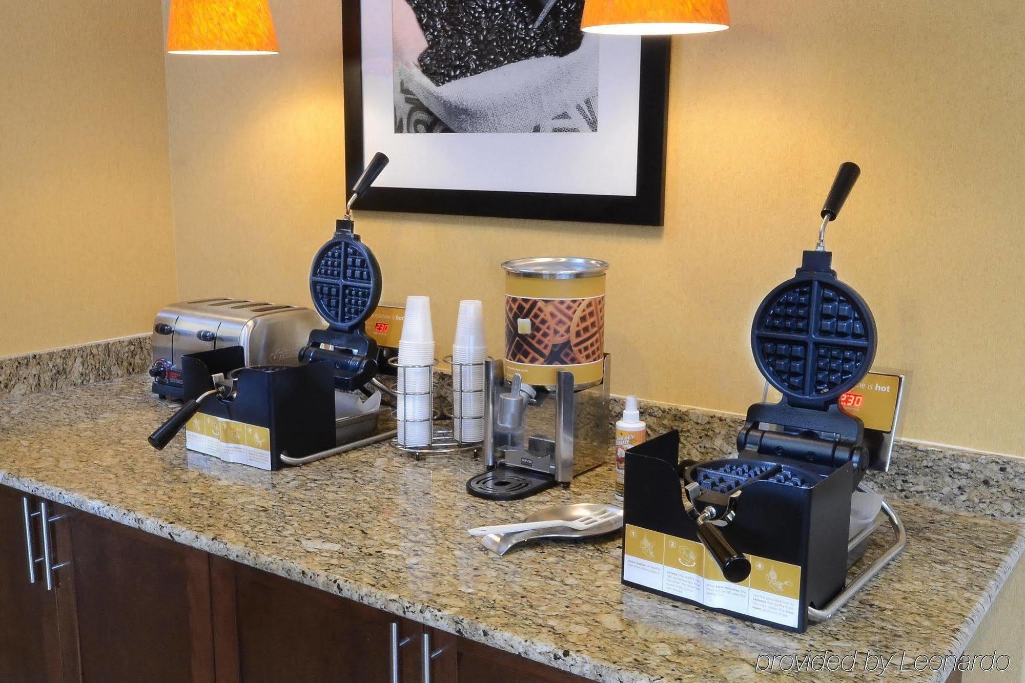 Hampton Inn Fayetteville Fort Bragg Εξωτερικό φωτογραφία