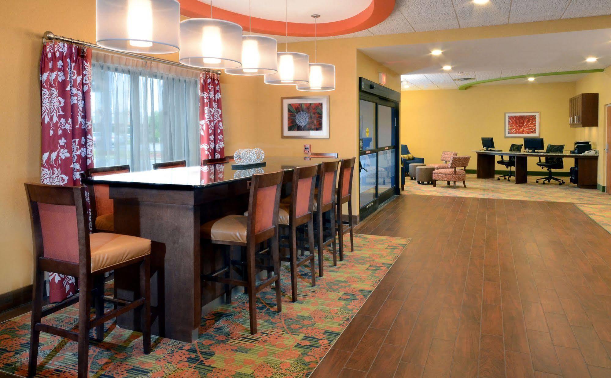 Hampton Inn Fayetteville Fort Bragg Εξωτερικό φωτογραφία