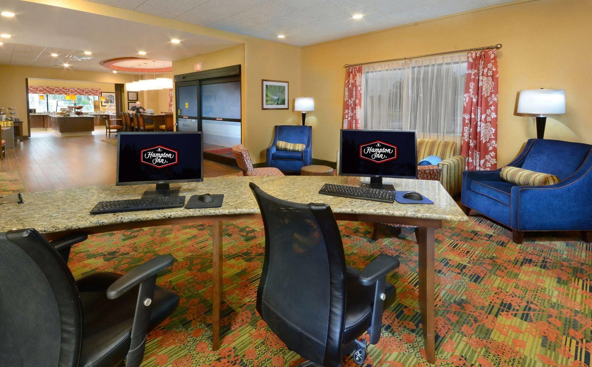 Hampton Inn Fayetteville Fort Bragg Εξωτερικό φωτογραφία
